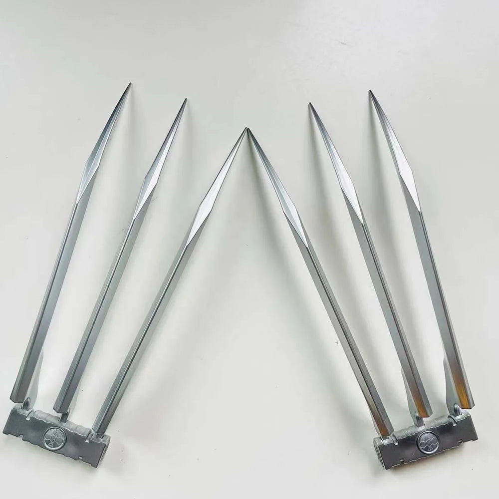 Wolverine Claw Blade Prop – 1:1 Superhero Cosplay Accessory
